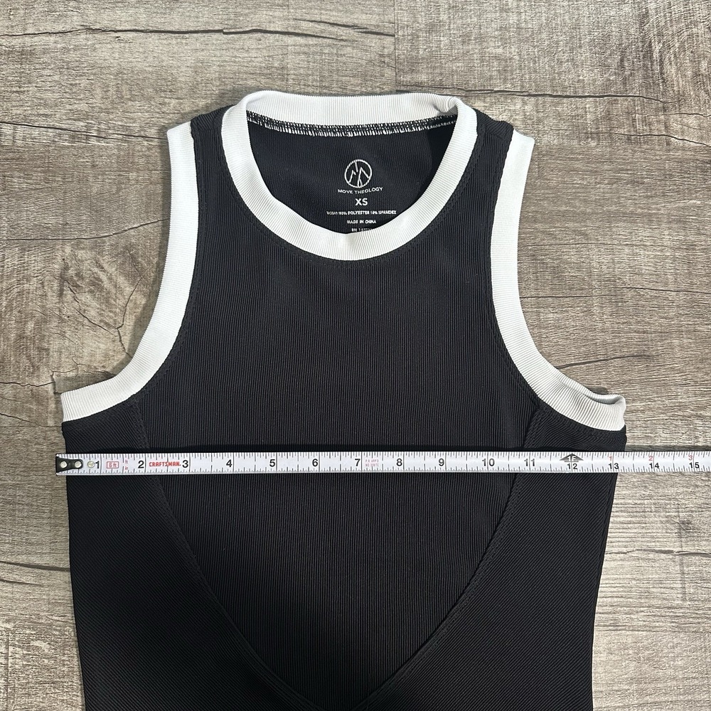 Move Theology Ribbed Cropped Active Tank Top Body Fit Black & White Trim Size XS - Picture 2 of 5